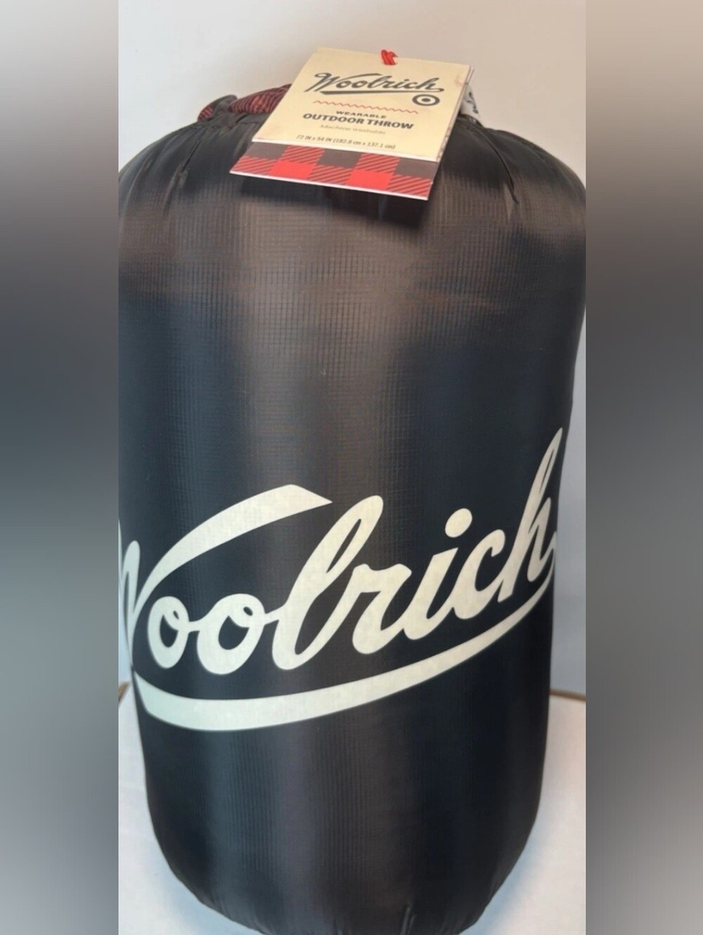 := Woolrich Outdoor Throw Wearable Machine Washable 72" x 54" Red Black NEW